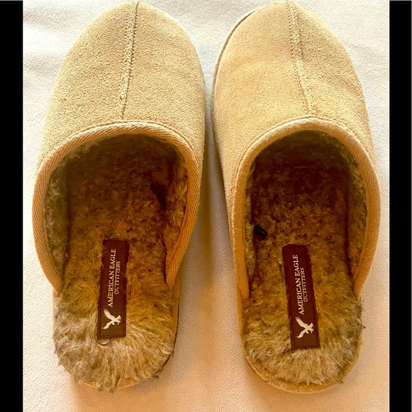 American Eagle Men’s slip-on slipper, never wore.  Size 10 - Picture 4 of 7